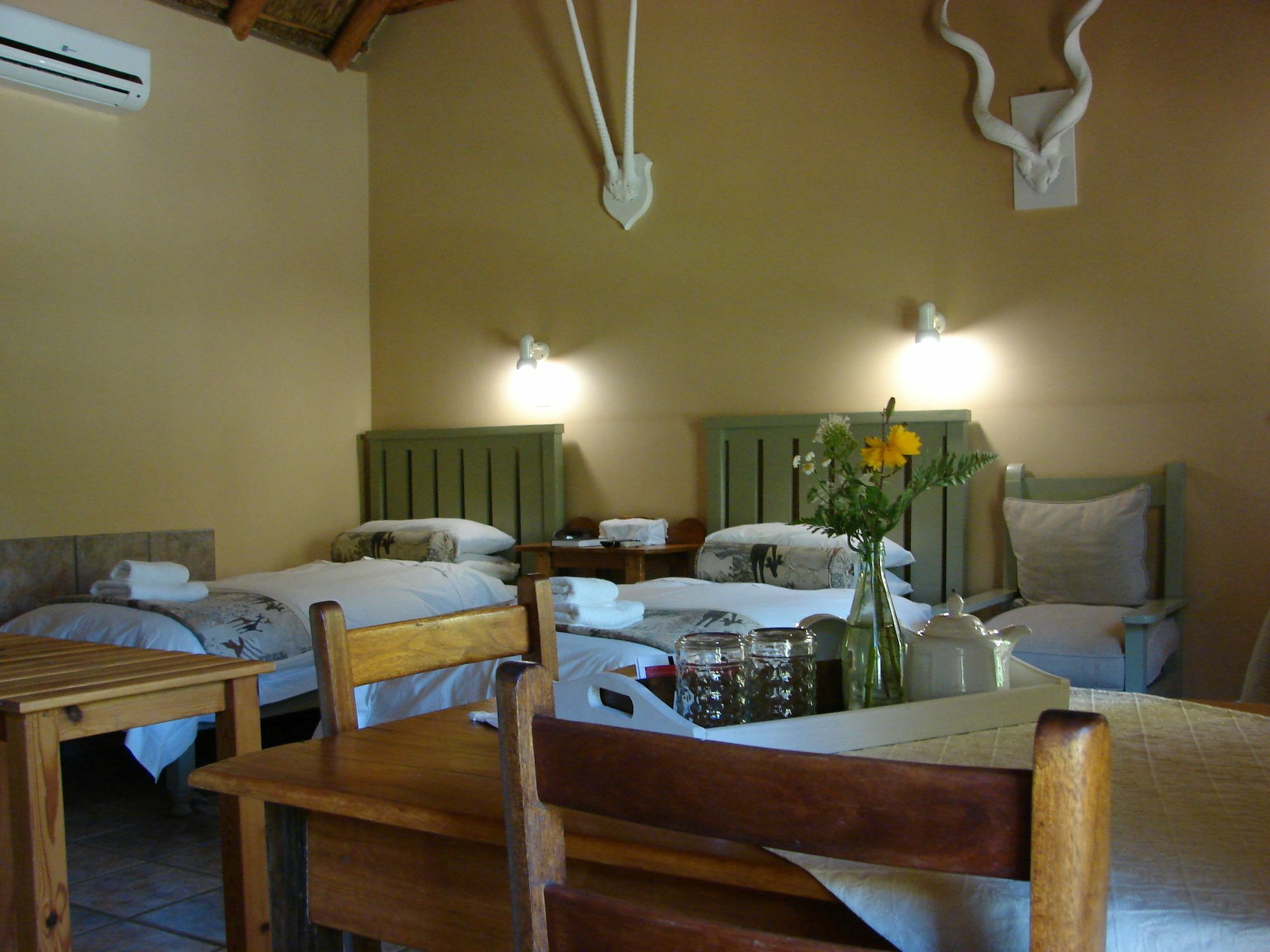 De Poort Country Lodge Oudtshoorn Exterior foto